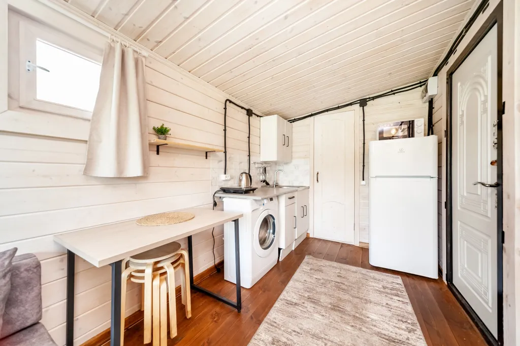 Домик на двоих с панорамным окном №2