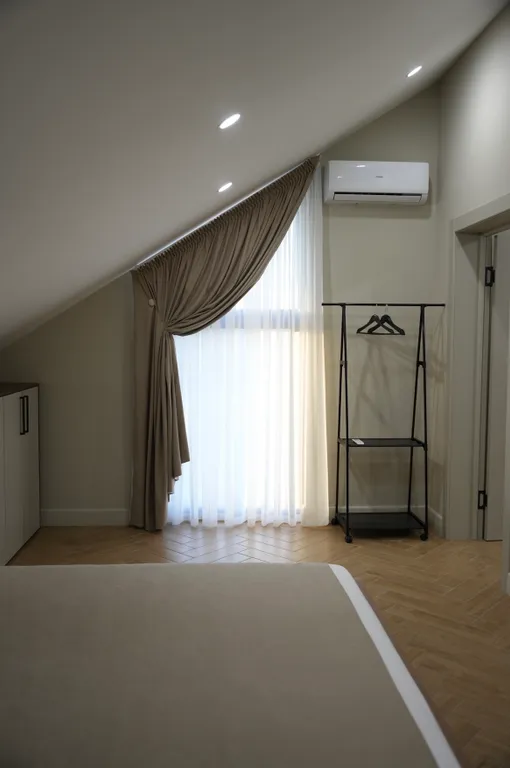 Шале меот корал