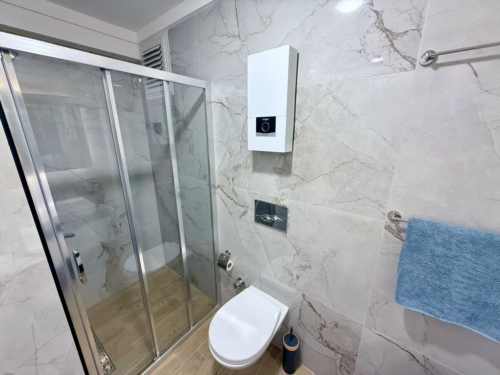 Квартира с видом на море и горы. Пляж Клеопатра