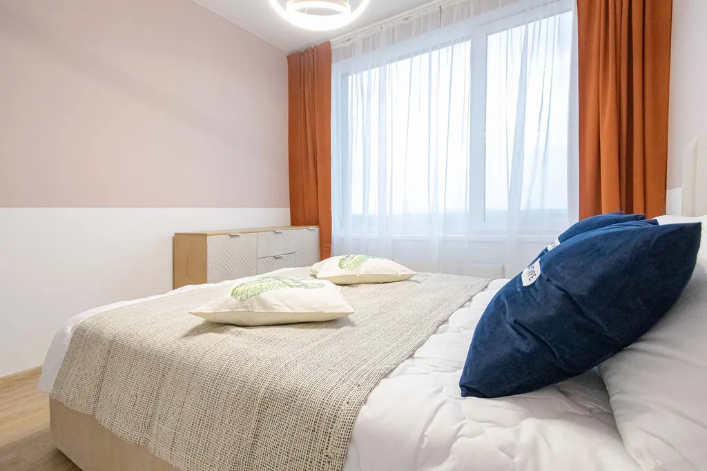 Светлый апартамент в ЖК Город в лесу