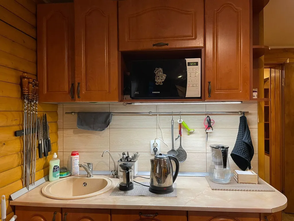 Коттедж с баней и бассейном