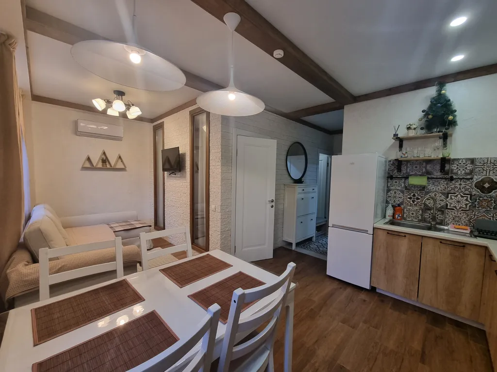 Уютная квартира в центре Эсто-садка — аренда посуточно в Эсто-Садок