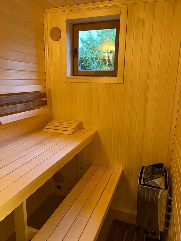 Роскошный коттедж на берегу озера