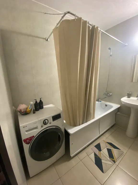 Квартира Квартира Уютный семейный отдых в тихой части Взлетки — Красноярск