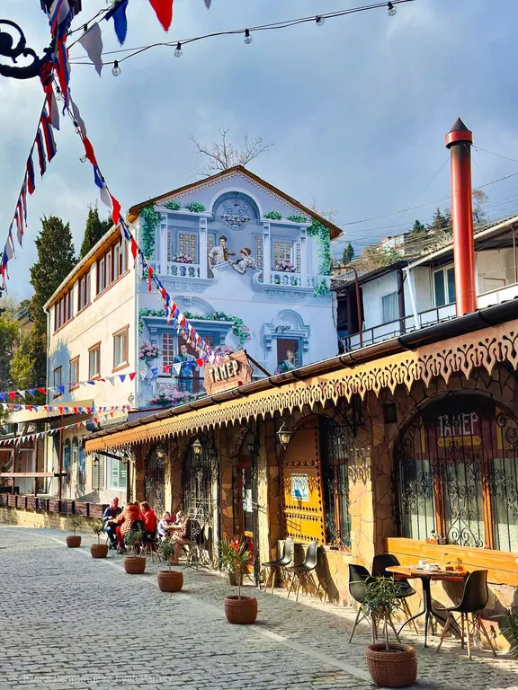 Студия с панорамным видом