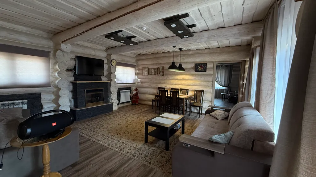 Домик у реки