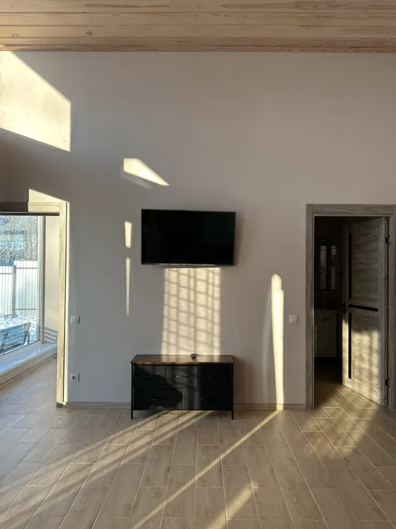 Коттедж Дом на берегу озера — Борисово