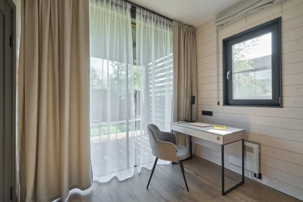 Большой панорамный дом с камином и сауной