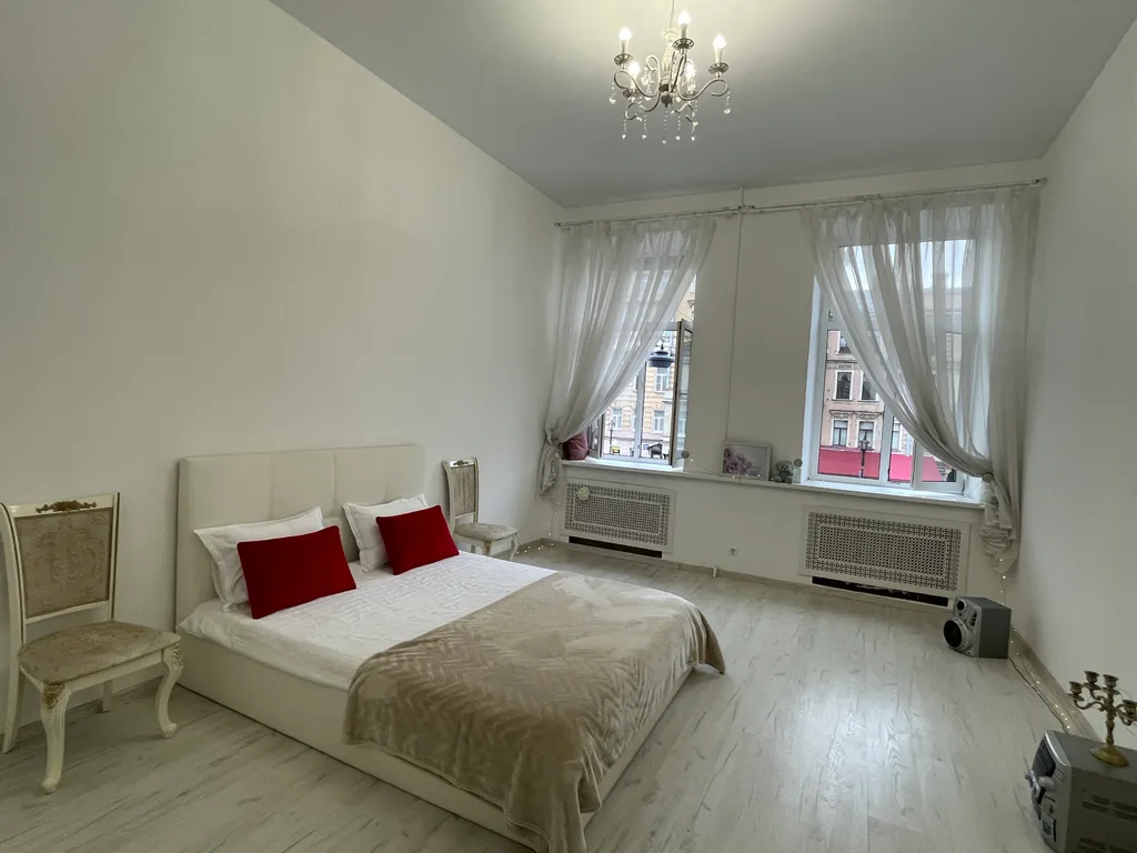 Центр Вид- река,  кораблики Версаль