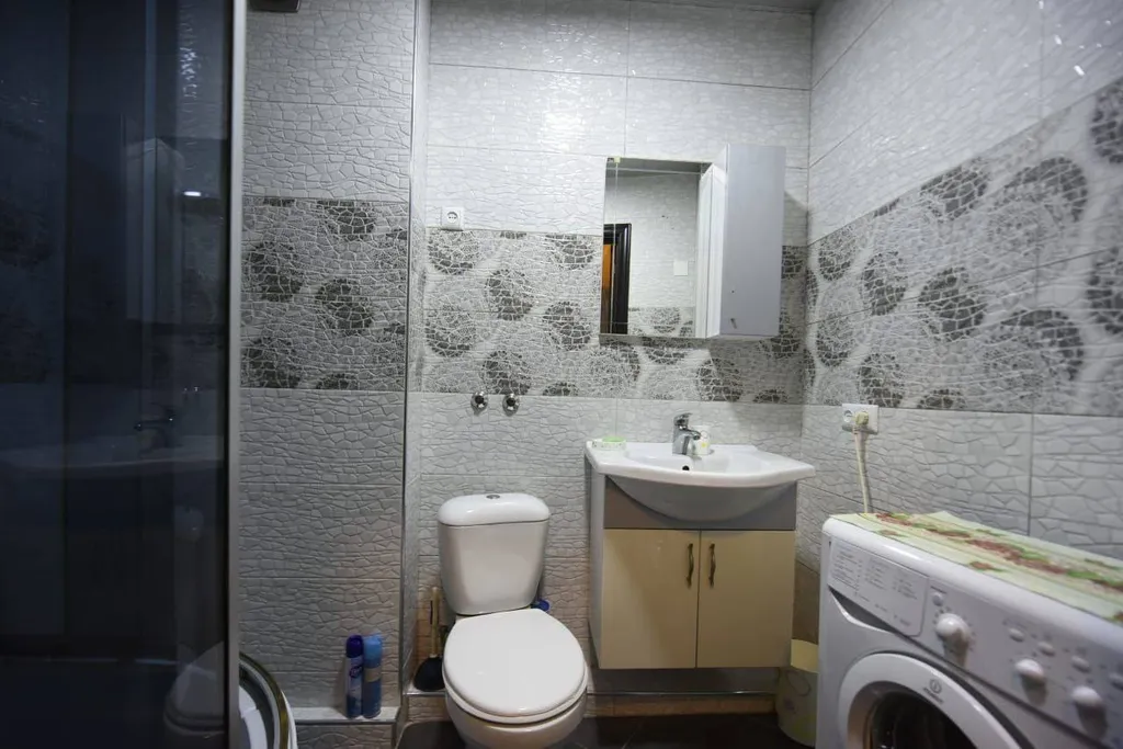 2-комнатная квартира в центре Старого Батуми, 1 линия