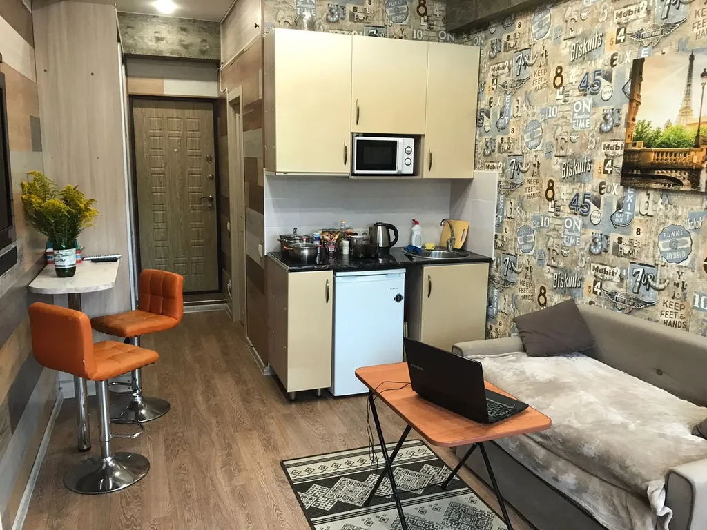 Студия в центре в 15 минутах пешком от моря