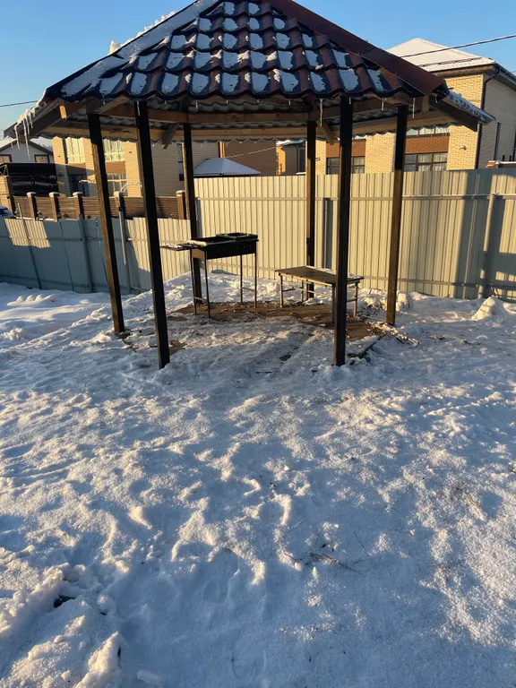 Уютный дом с террасой