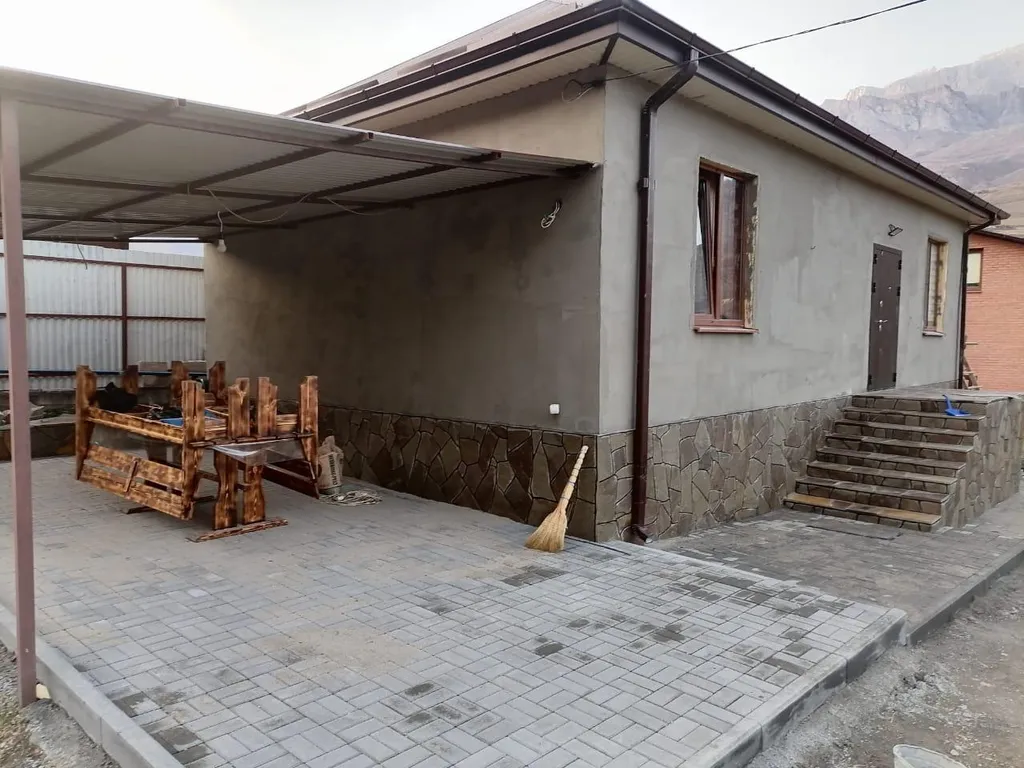 Дом в центре солнечного поселка Фиагдон