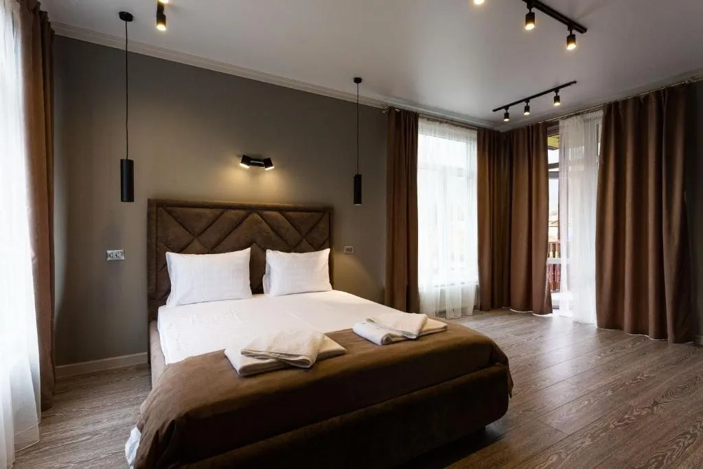 4-комнатный Дом