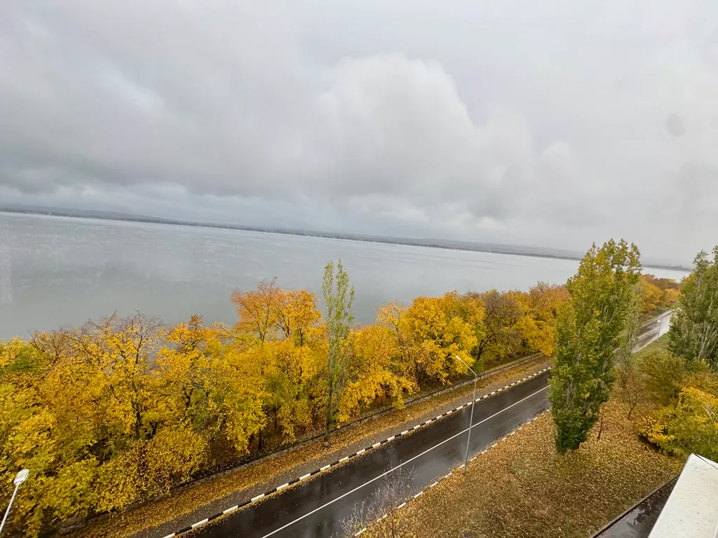 Видовая квартира на набережной! Вид на Море и НВАЭС!Кровать King Size