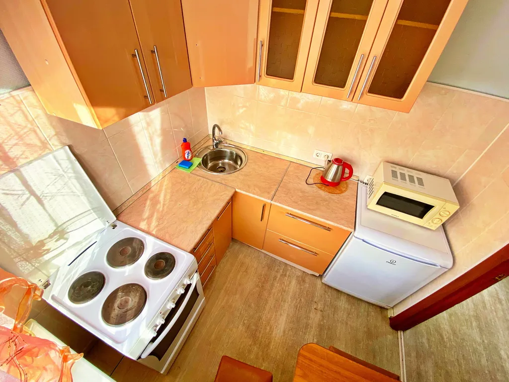 Квартира 1 комнатная квартира рядом с ЖД вокзалом — Красноярск