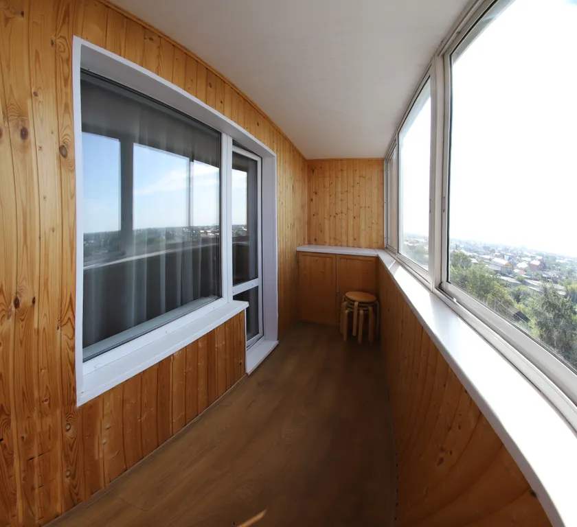 Апартаменты Урал Омская-студия