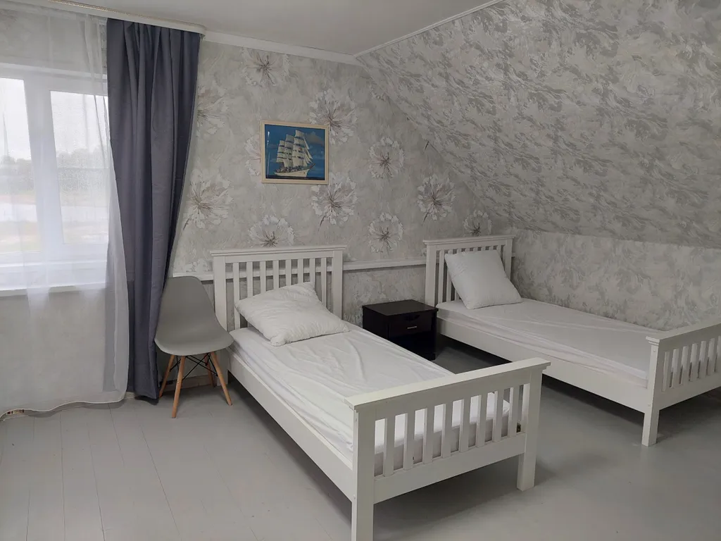 Дом на берегу залива