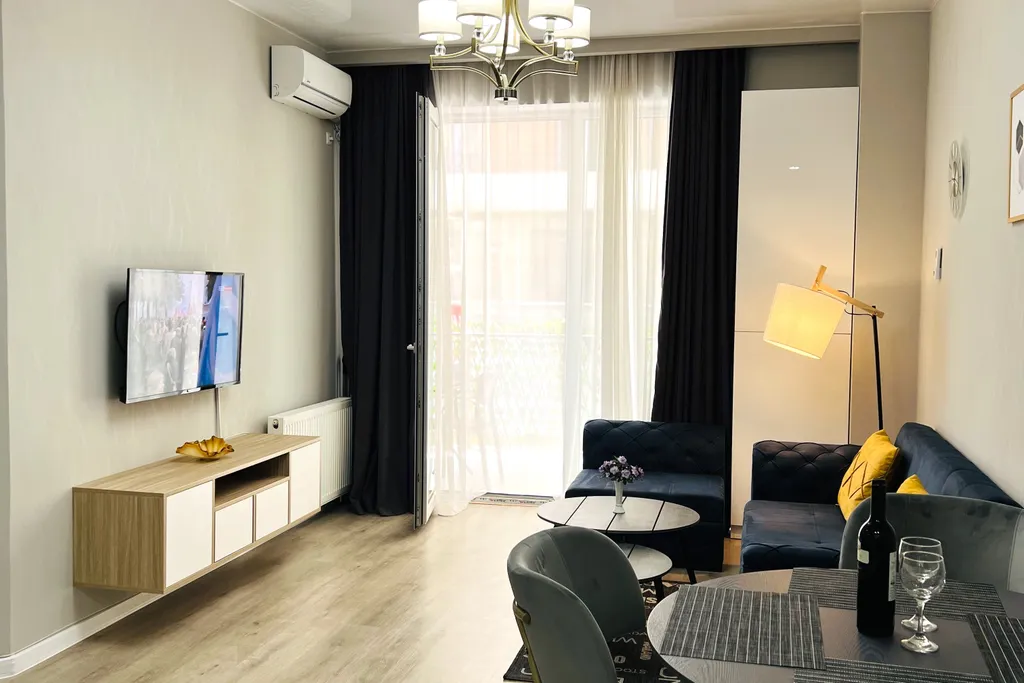 Квартира Уютно и стильно в центре города, близко к старому Тбилиси — аренда посуточно в Тбилиси