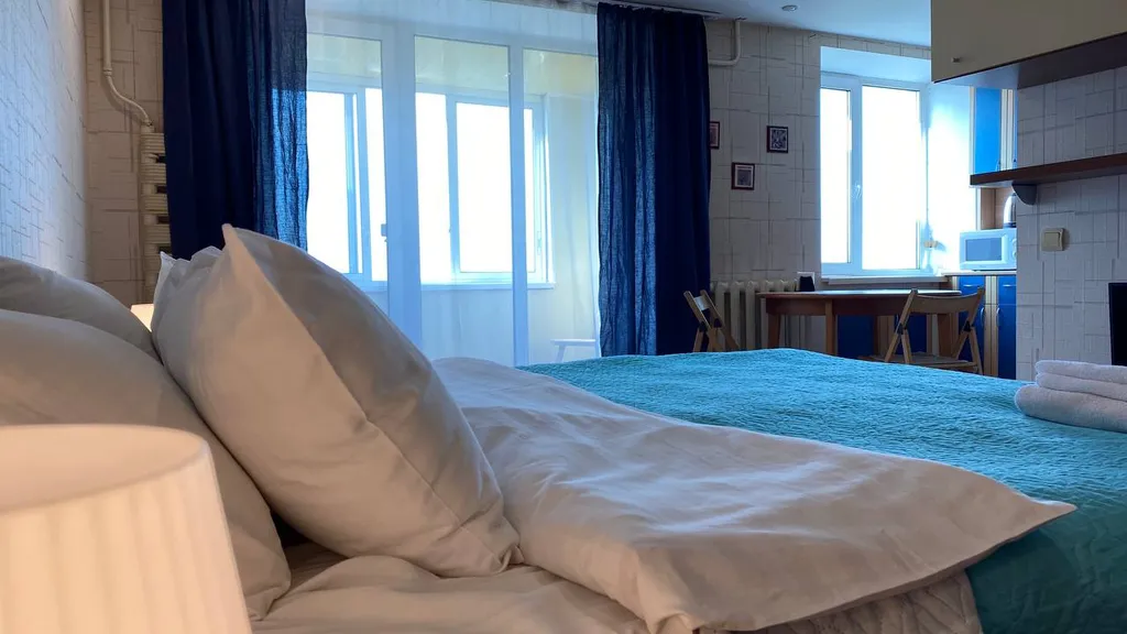 Замечательная студия недалеко от Зна́мения Богоро́дицы