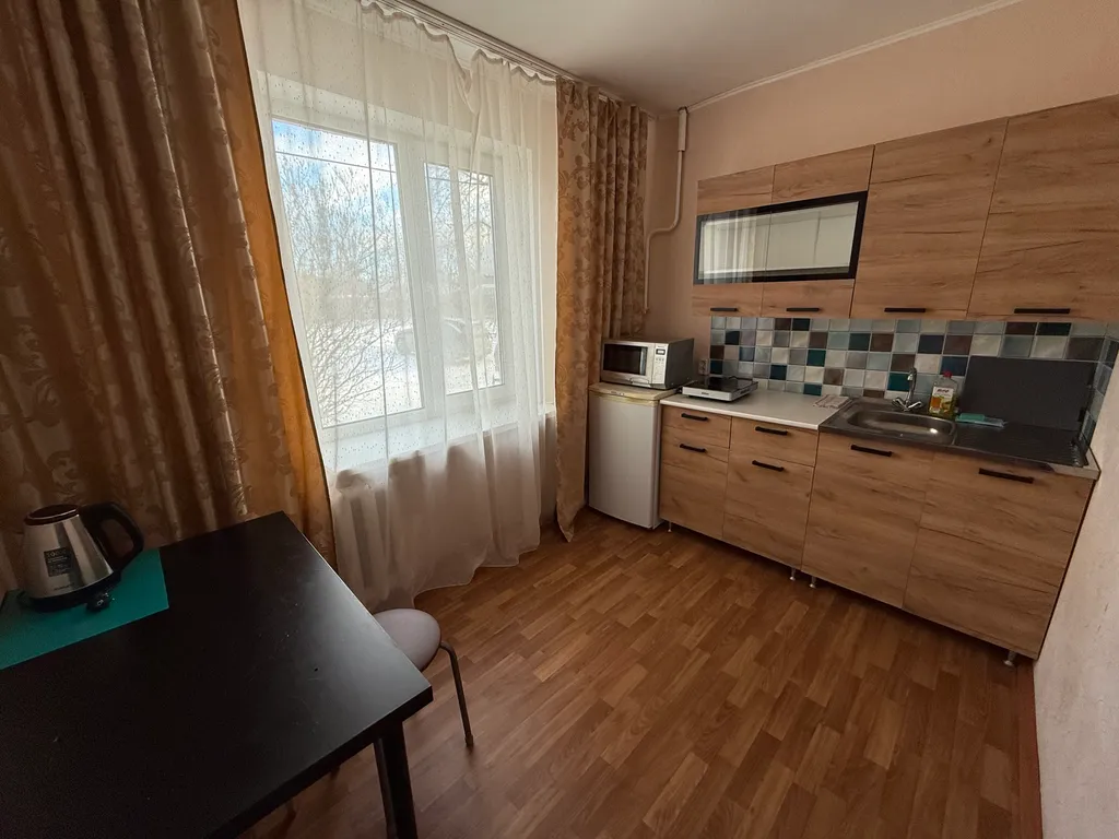 Трёхкомнатная квартира с тремя санузлами и кухней