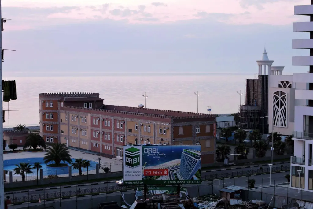 4-комнатная Квартира