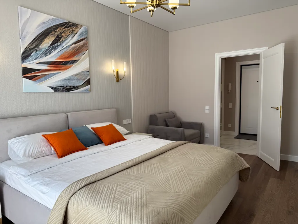 Апартаменты В Изумрудном Городе с дизайнерским ремонтом