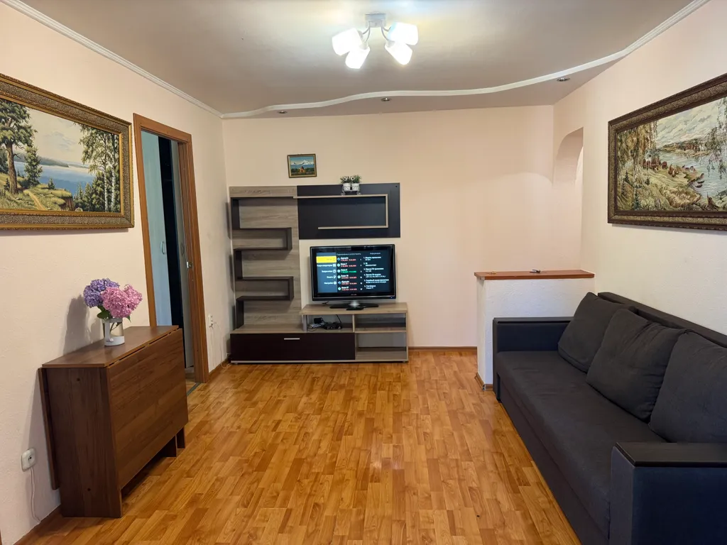 Квартира 3-комнатная Квартира — Адлер