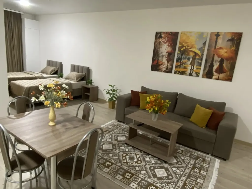 Двухкомнатный 6-местный Люкс недалеко от центра Грозного