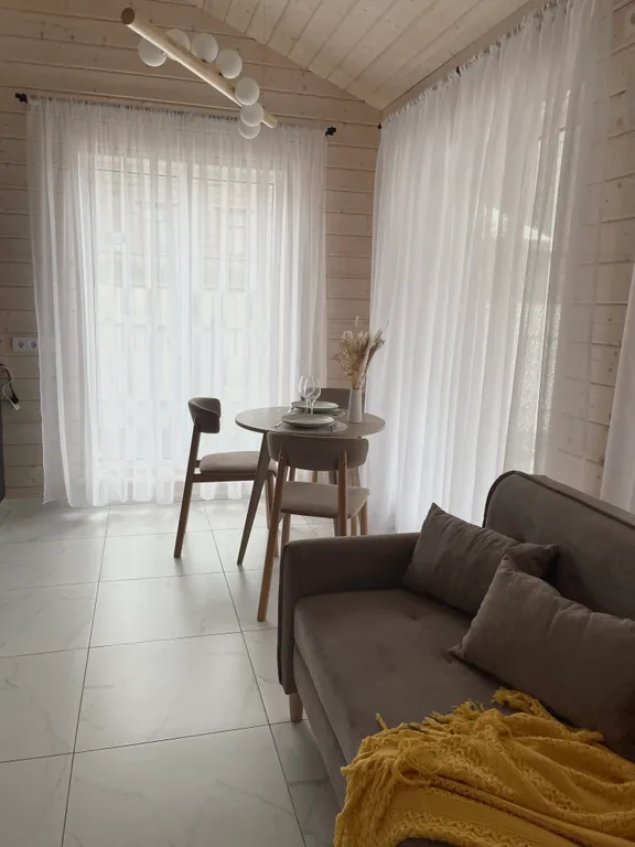 Современный домик в центре