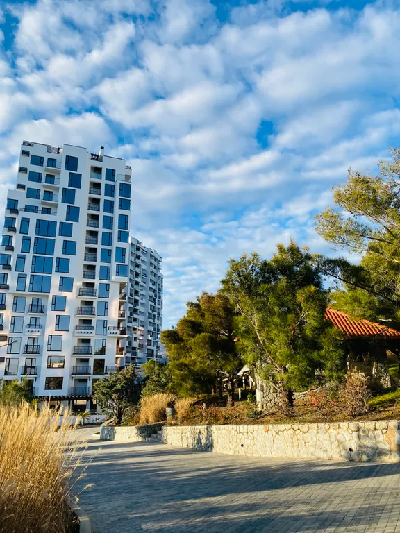 Студия с бассейном на семью с 2-3 детьми