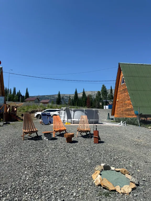 Коттедж Уютный дом с видом на горы — Шерегеш