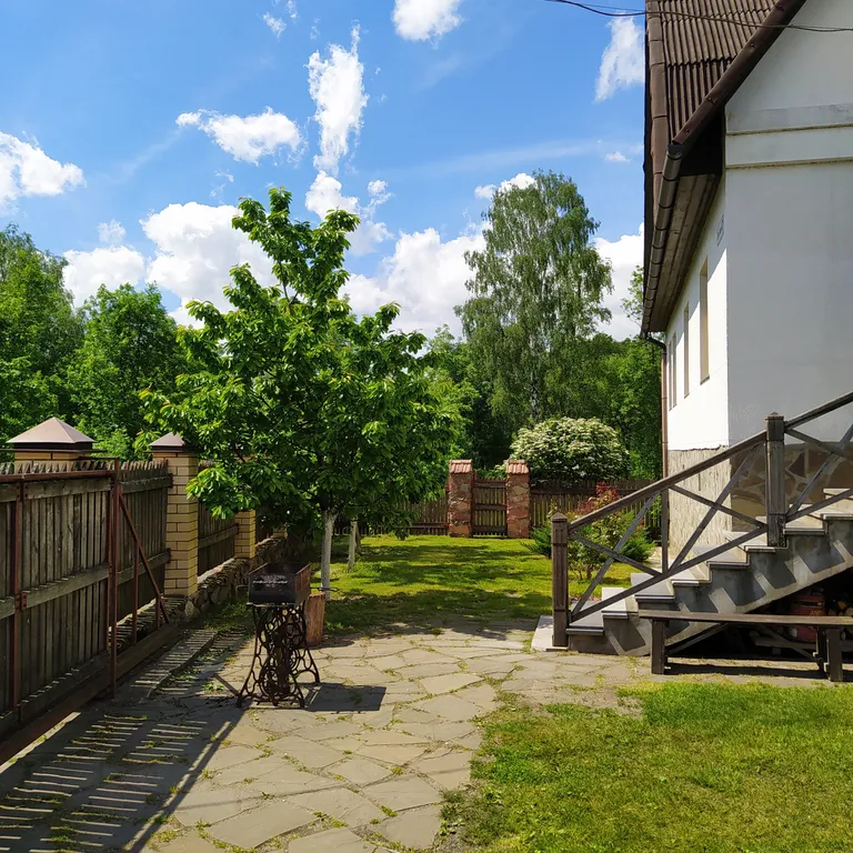 Дом у озера в 10 минутах ходьбы от центра города