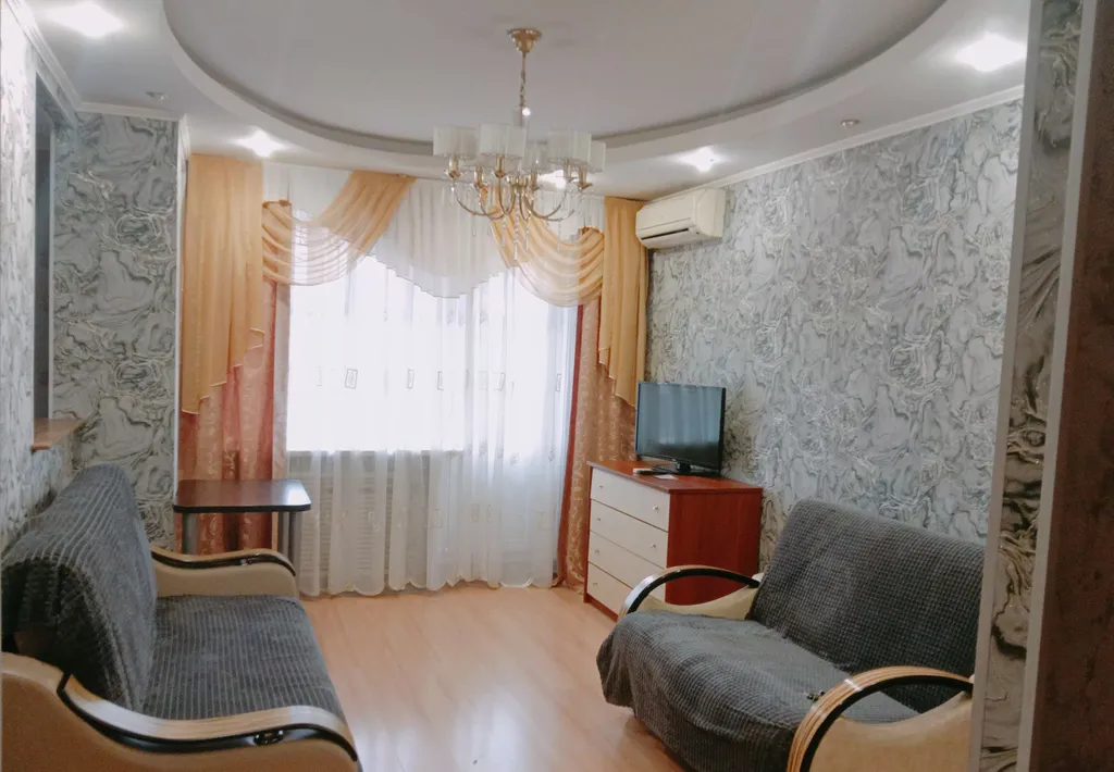 Уютная квартира в центре города — аренда посуточно в Альметьевск