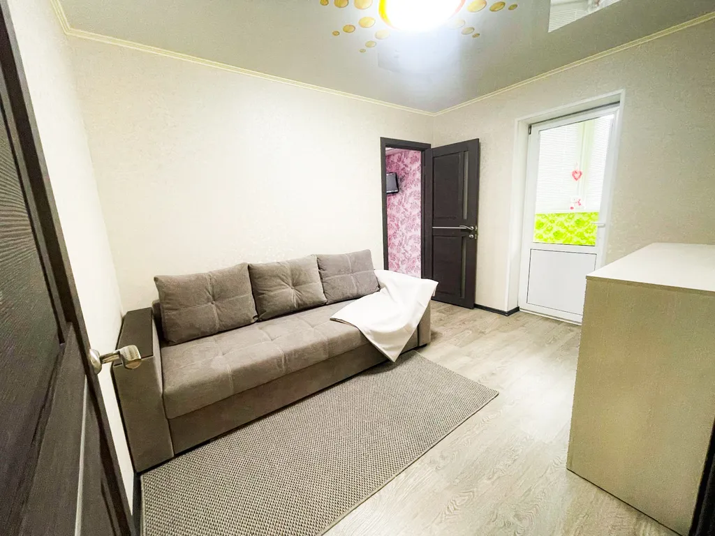 Уютная квартира в 5 минутах  от жд вокзала