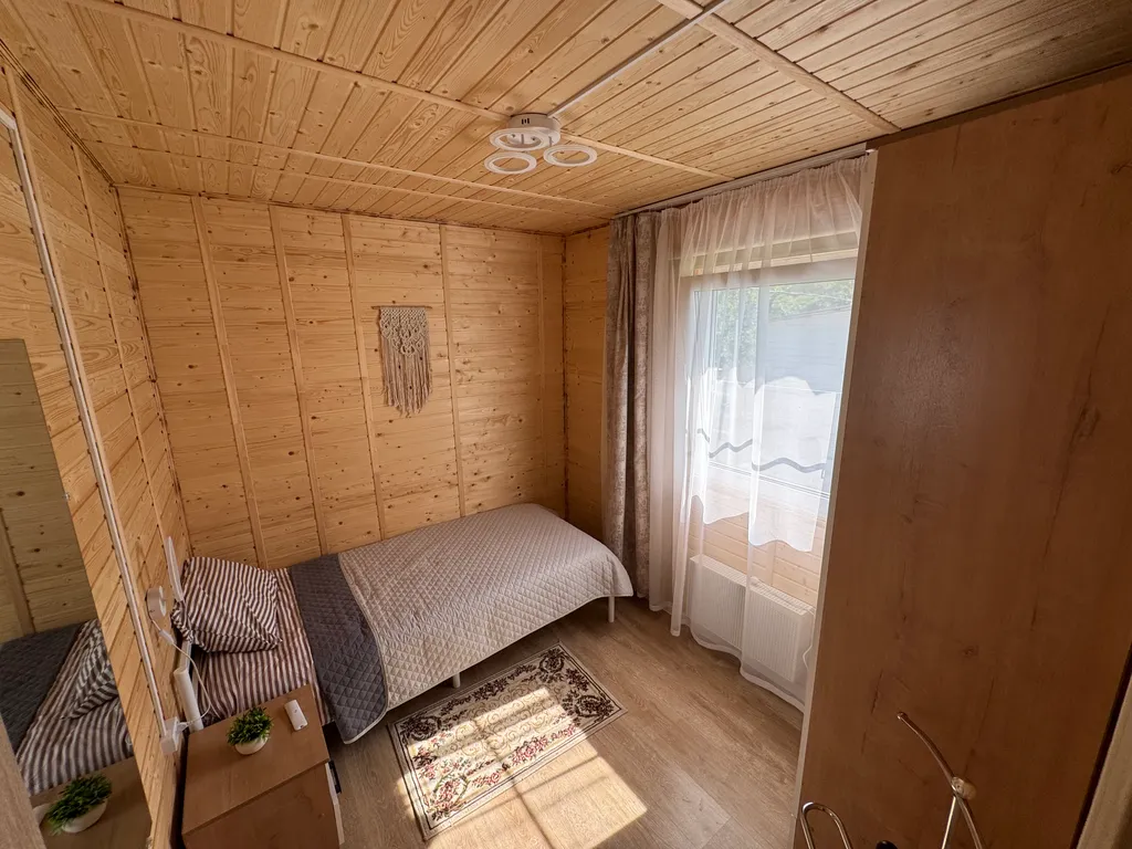 Уютный частный дом с отдельной баней на дровах