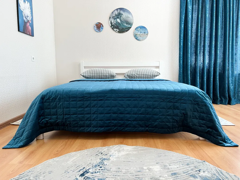 Просторная квартира у жд вокзала для 8 человек