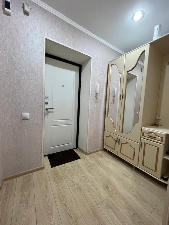 Отличное расположение в 12 минутах от аэропорта, 5 минут ЖД
