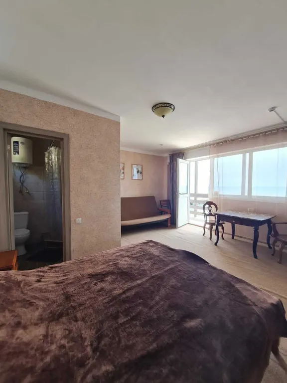 Квартира Квартира Четырёхместный номер полулюкс с видом на море — Курортное (Феодосия)