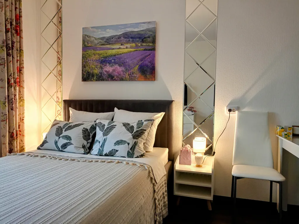 Квартира Квартира Видовая новая студия у метро и парка — Санкт-Петербург