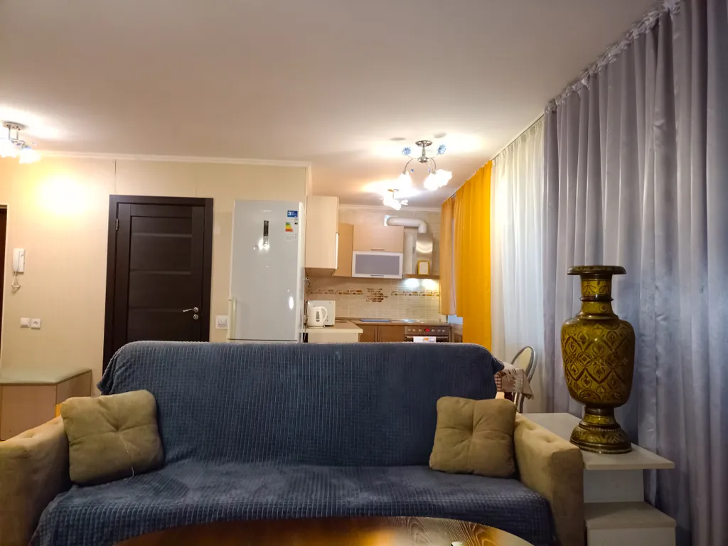 Квартира Уютная 3-комнатная квартира-студия, рядом с метро и Зоопарком — Новосибирск