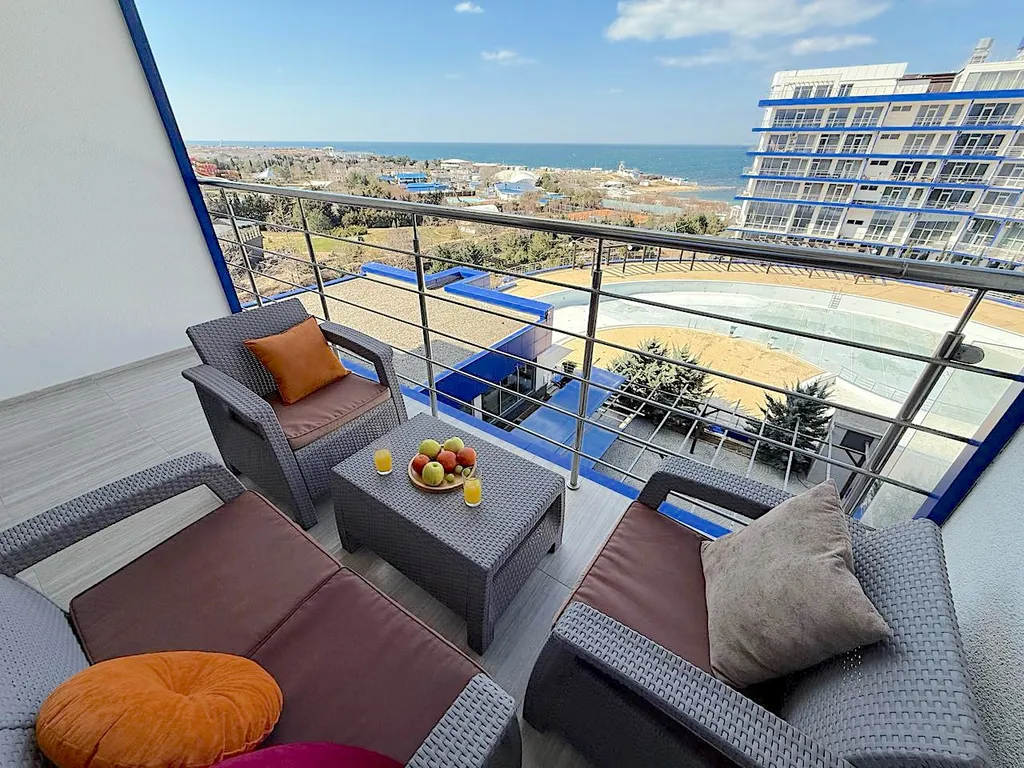 Апартамент Акваделюкс с бассейном, банями, пляжем, стоянкой