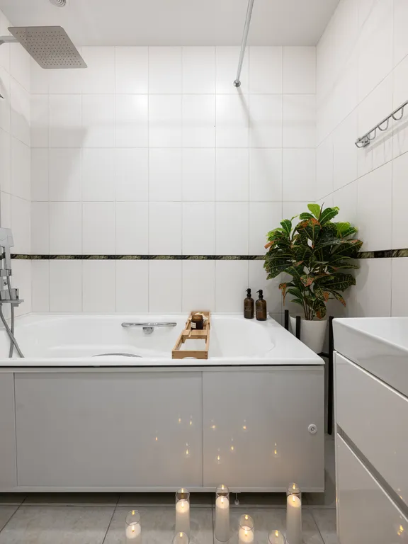 Дизайнерская четверка на патриарших прудах