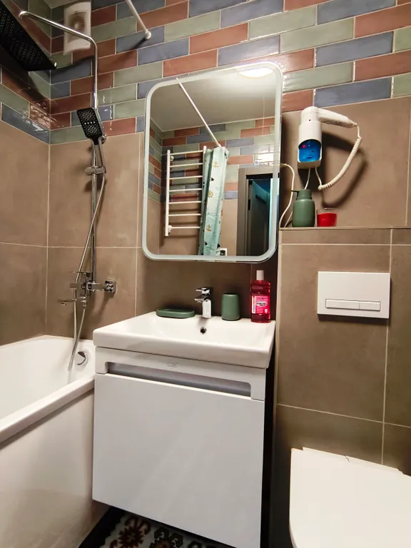 Атмосферная двухуровневая квартира с видом на Петропавловский парк