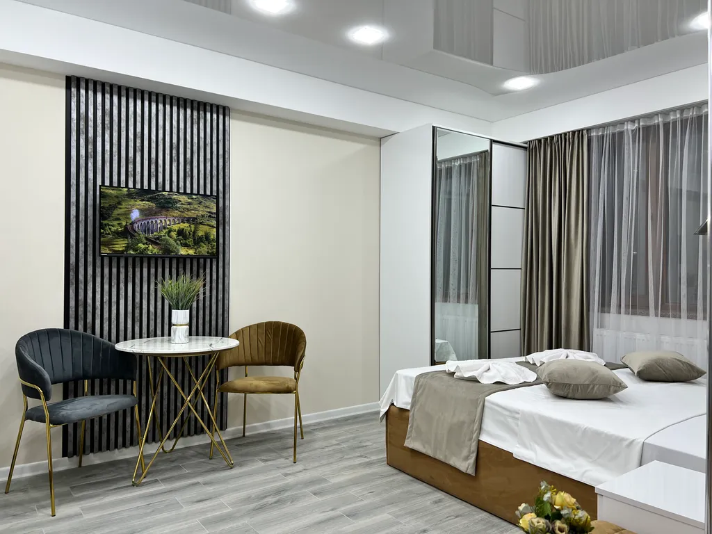 Stylish apt city center saryan next to restaurants and cafes
