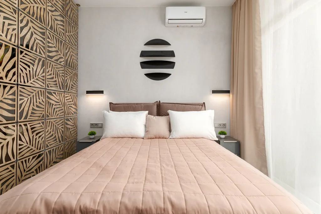 Большая современная студия у моря с видом на горы