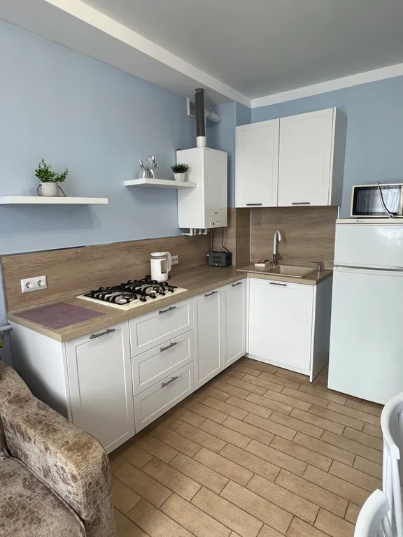 Просторная квартира в 300 метрах от моря