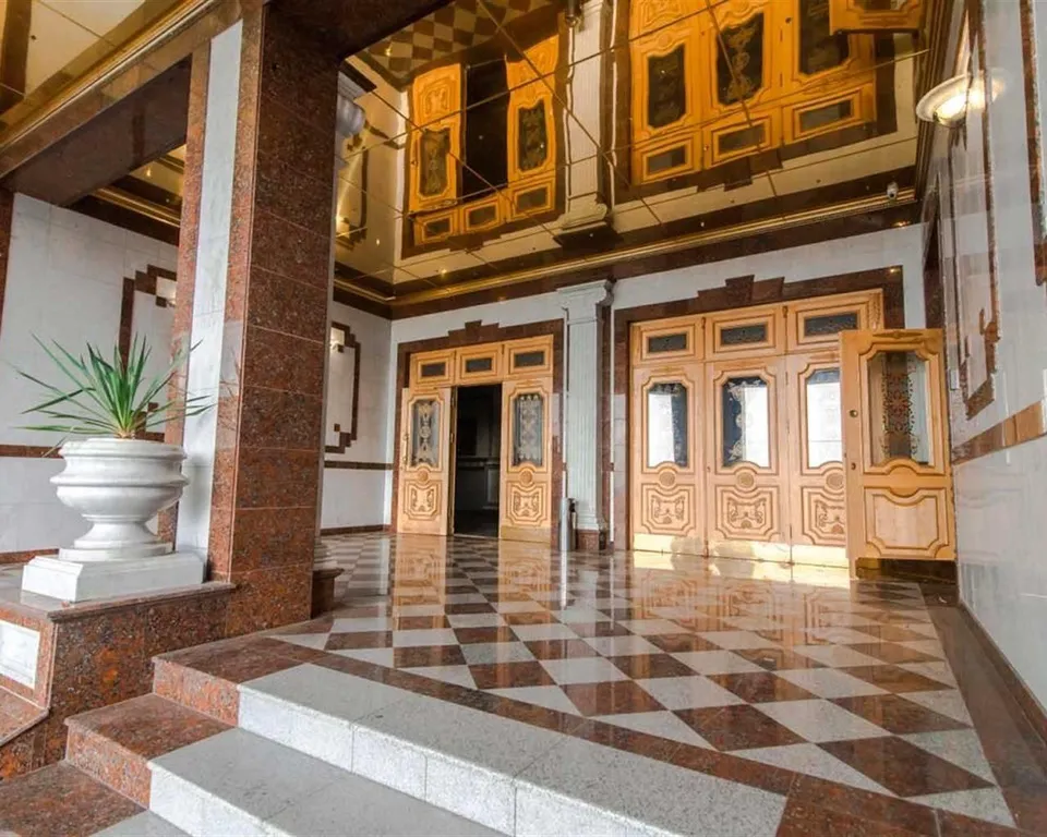 Квартира-студия у моря на 1 линии с балконом