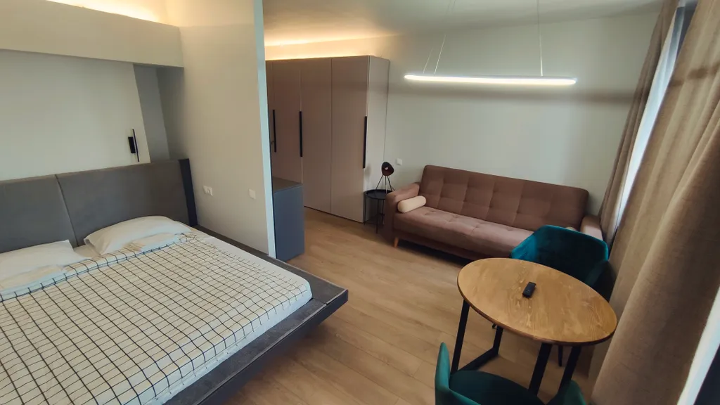 Квартира Дизайнерская студия в новом центре — аренда посуточно в Пермь