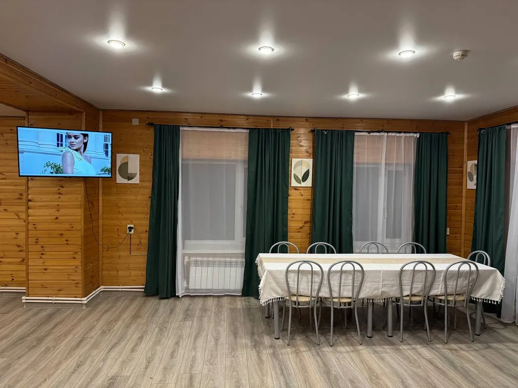 Дом для мероприятий и праздников до большой компании